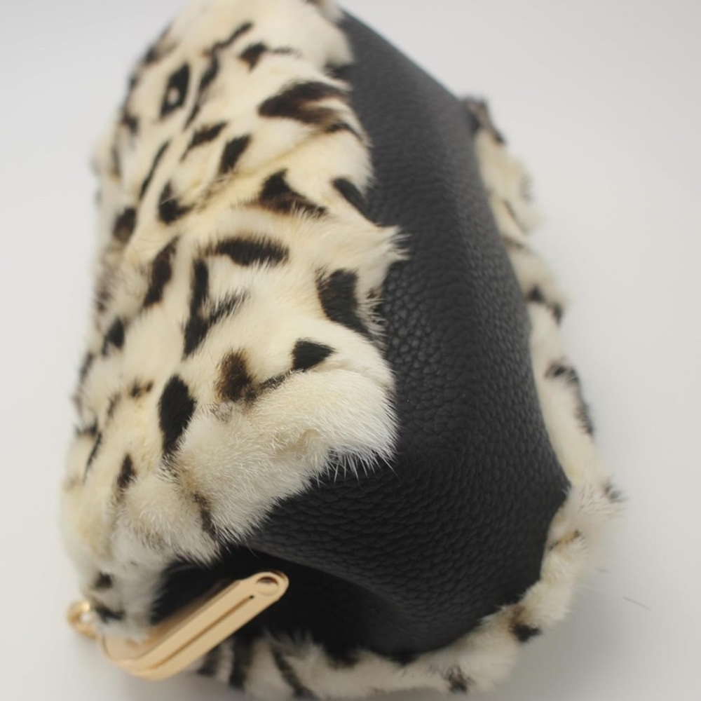Leopard Print Genuine Mink Fur KISS-lock Handbag with Gold Chain - Picture 6 of 8